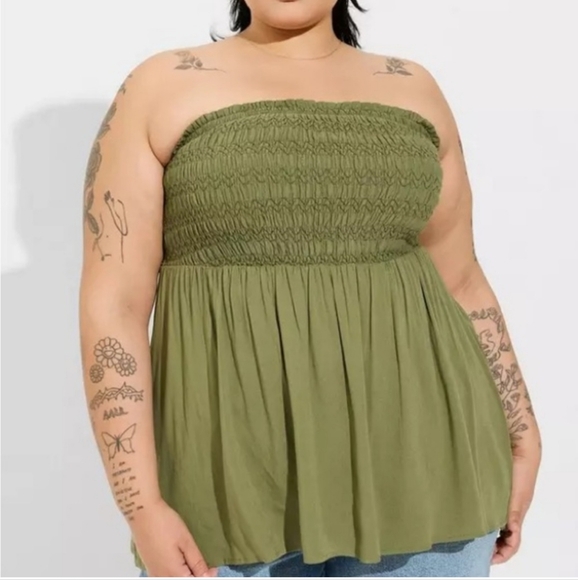 Torrid Green Rayon Slub Smocked Tube Top Casual Stretch Flirty Size 3x NWT - Picture 1 of 8